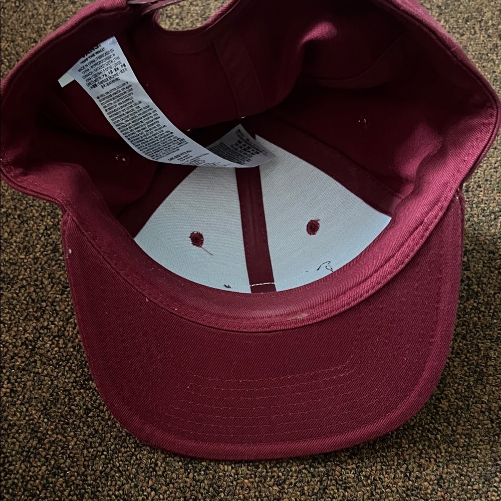 Vans Burgundy Cap - Picture 4 of 4